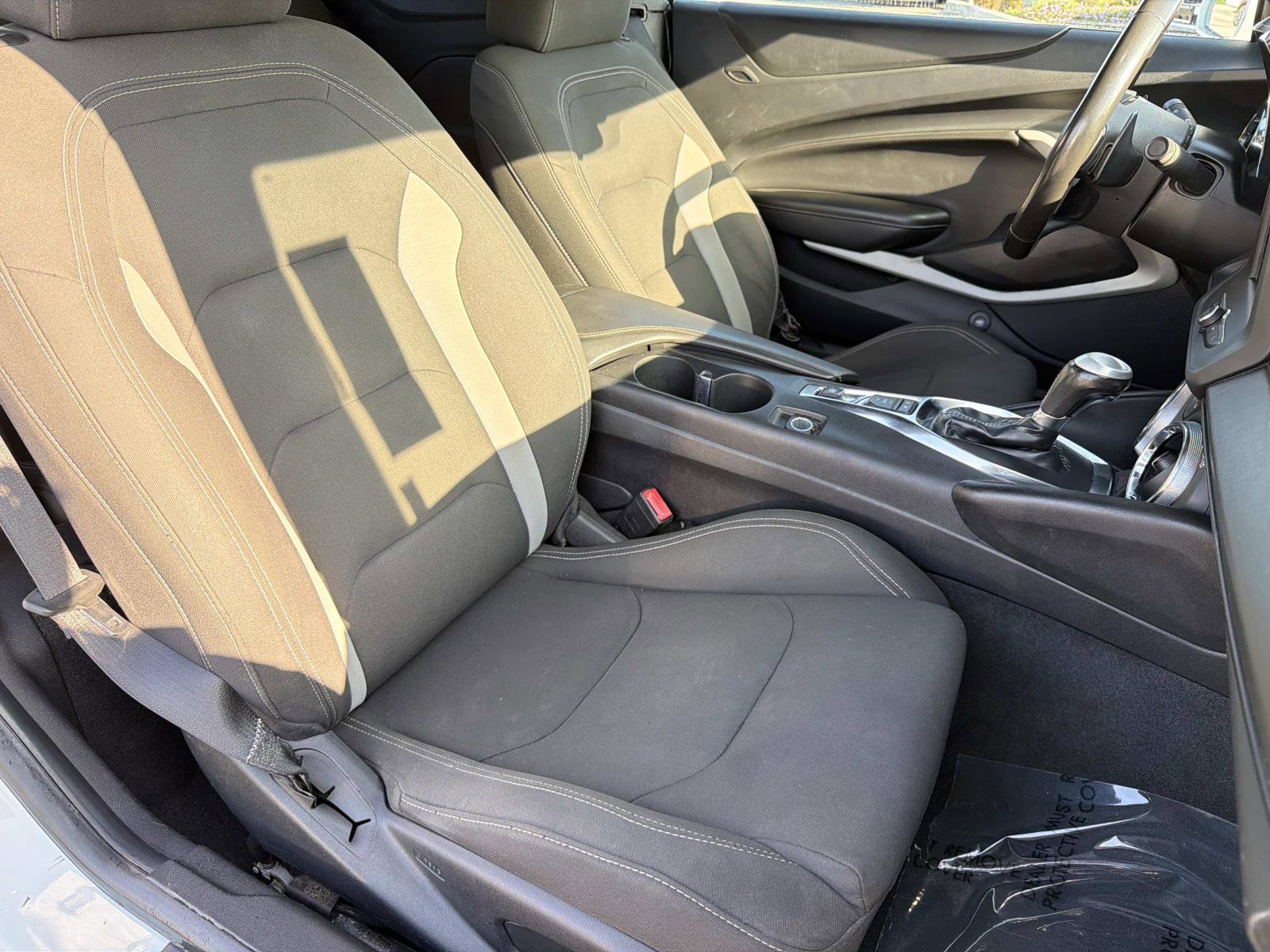 Used 2020 Chevrolet Camaro LT image 22