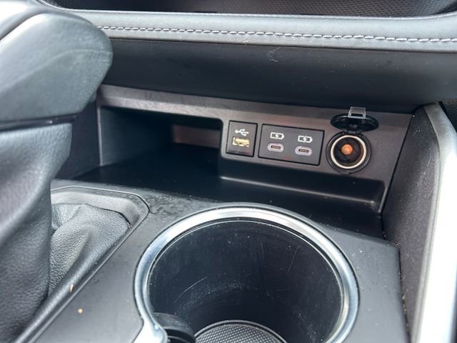 Certified 2024 Toyota Highlander XLE image 28