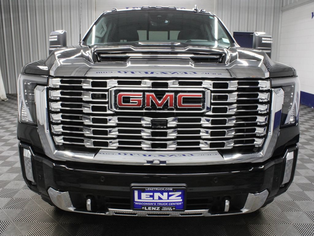 Used 2024 GMC Sierra 3500 Denali w/ Denali Reserve Package AWD/4WD image 60