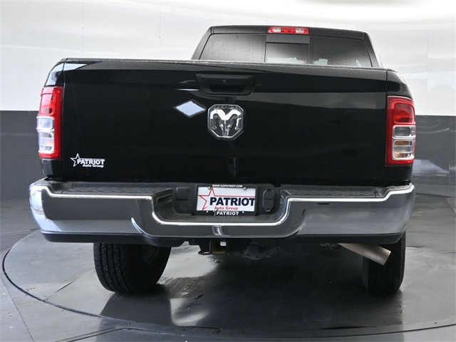 Used 2024 RAM 2500 Tradesman w/ Chrome Appearance Group image 5