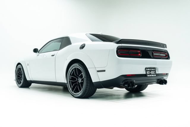 Used 2020 Dodge Challenger R/T Scat Pack RWD image 17