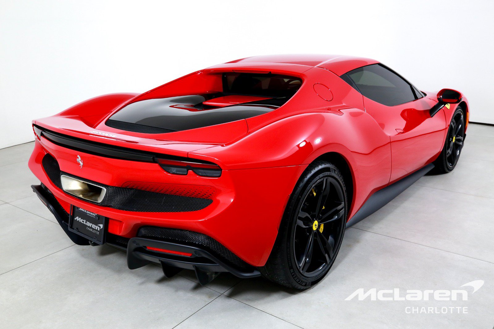 Used 2023 Ferrari 296 GTB RWD image 8