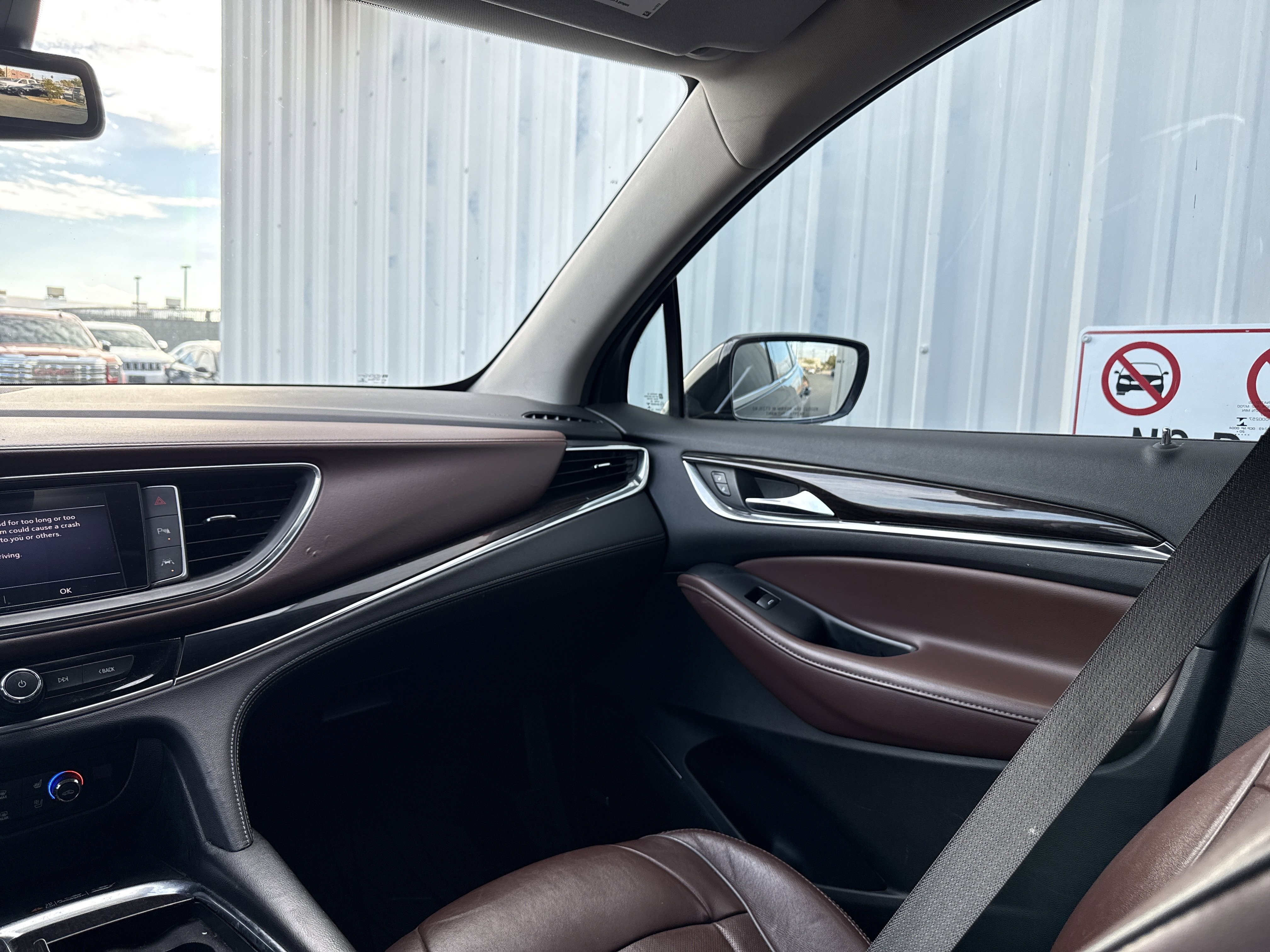 Used 2021 Buick Enclave Avenir w/ Avenir Technology Package image 19