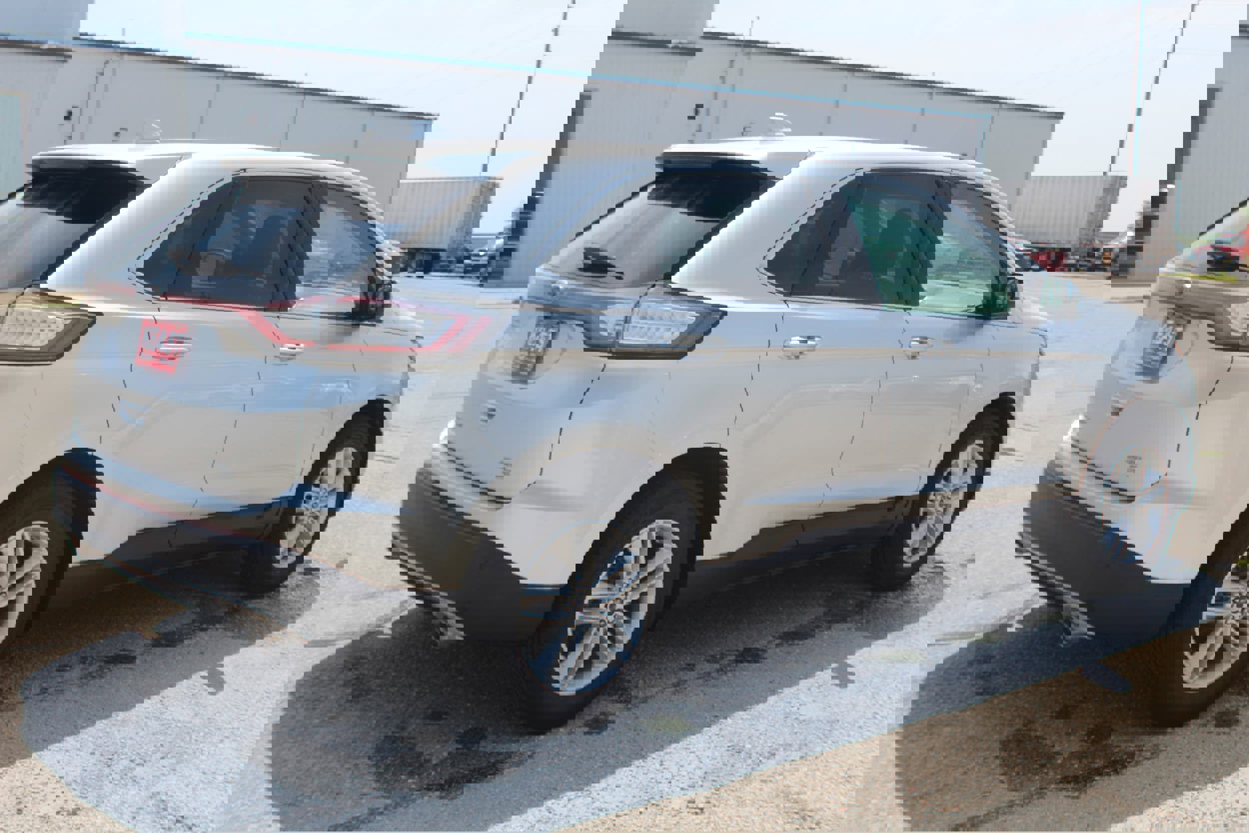 Used 2016 Ford Edge SEL w/ Equipment Group 201A image 5