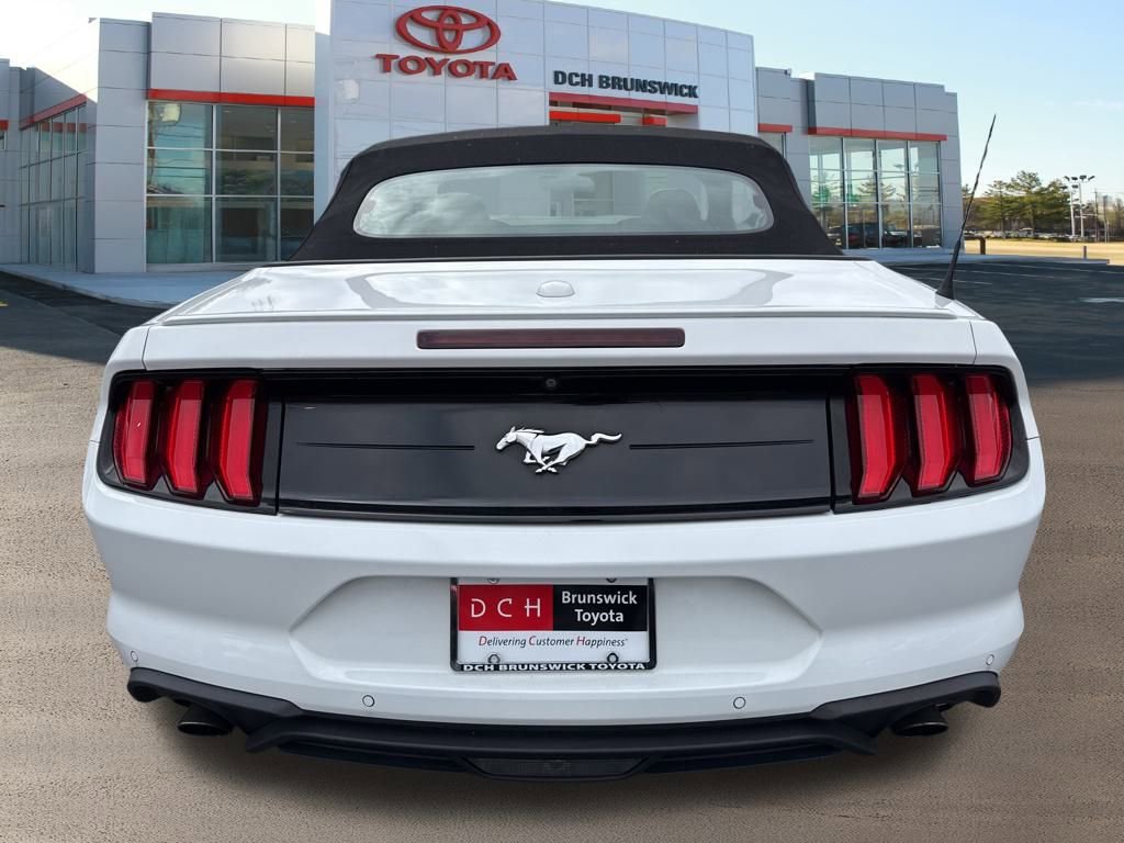 Used 2020 Ford Mustang Convertible w/ Equipment Group 101A image 7