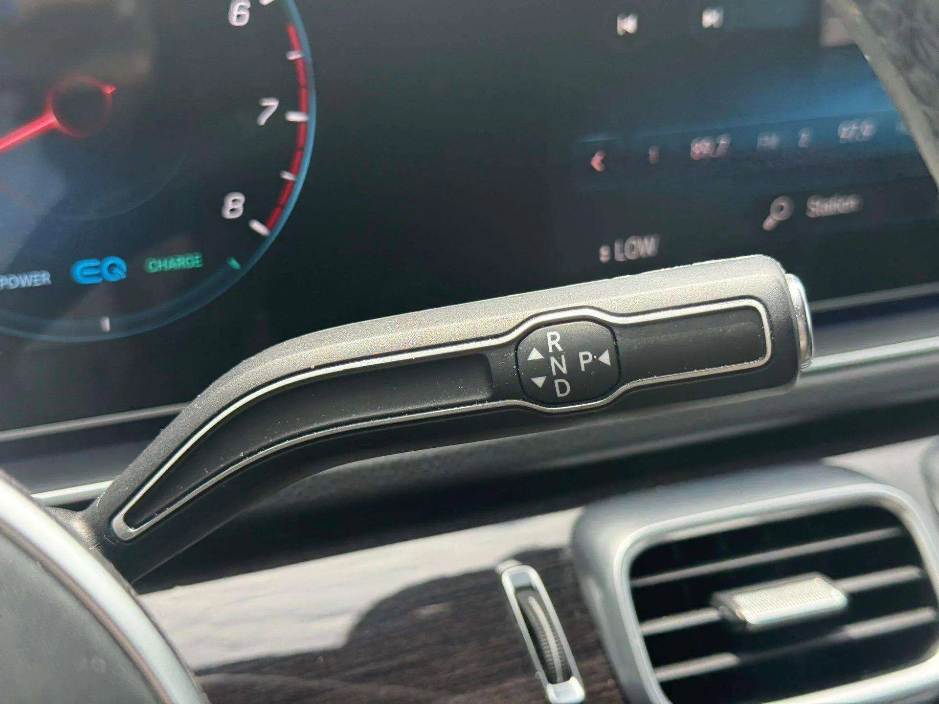 Used 2023 Mercedes-Benz GLS 450 4MATIC image 49