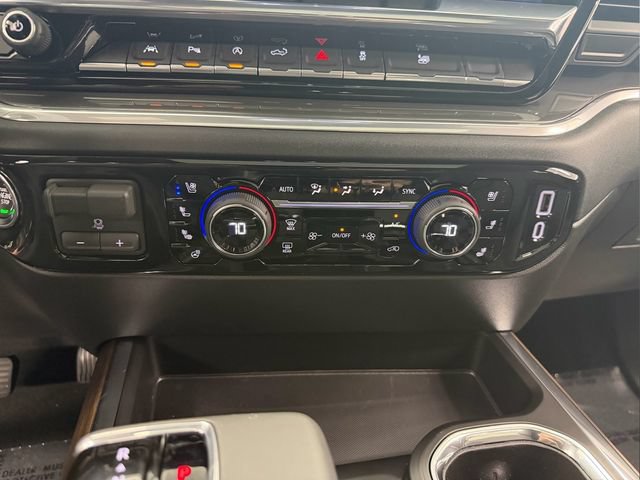 Used 2026 Chevrolet Silverado 1500 High Country AWD/4WD image 26