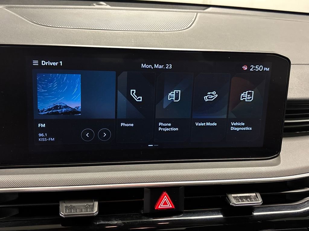 Used 2025 Kia K5 LXS image 35