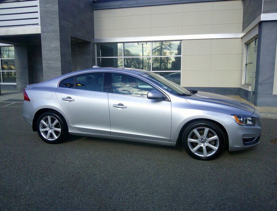 Used 2016 Volvo S60 T5 Premier w/ Convenience Package image 22