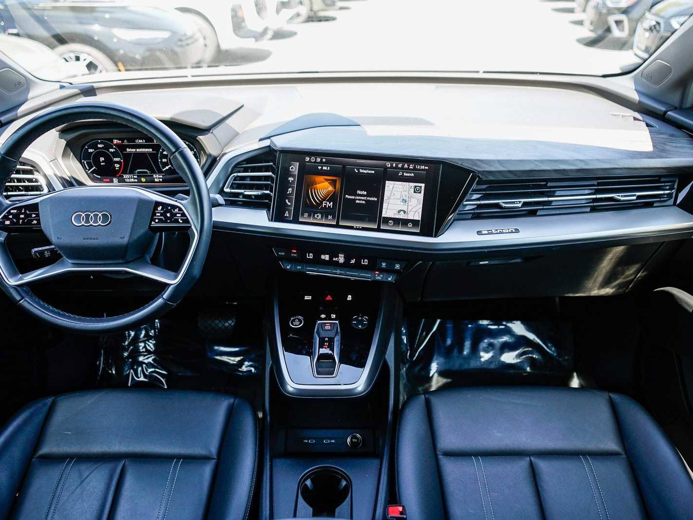 Used 2023 Audi Q4 e-tron Premium Plus w/ Premium Plus image 12