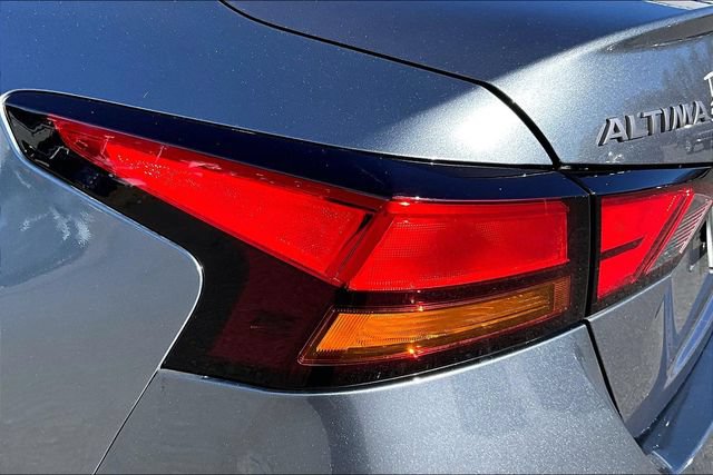Used 2023 Nissan Altima 2.5 SV FWD image 22