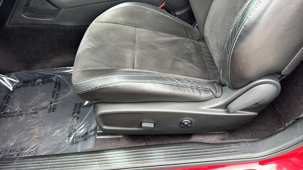 Used 2016 Dodge Challenger R/T Scat Pack w/ Leather Interior Group RWD image 20