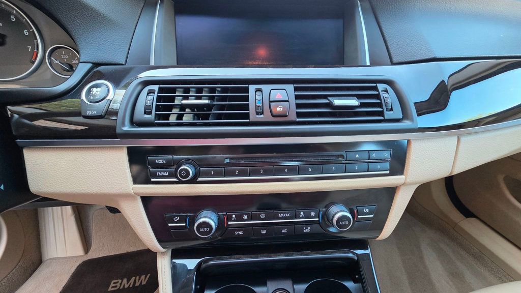 Used 2015 BMW 528i Sedan image 20