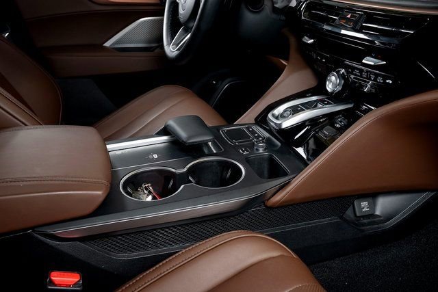 Used 2023 Acura MDX SH-AWD w/ Technology Package image 43