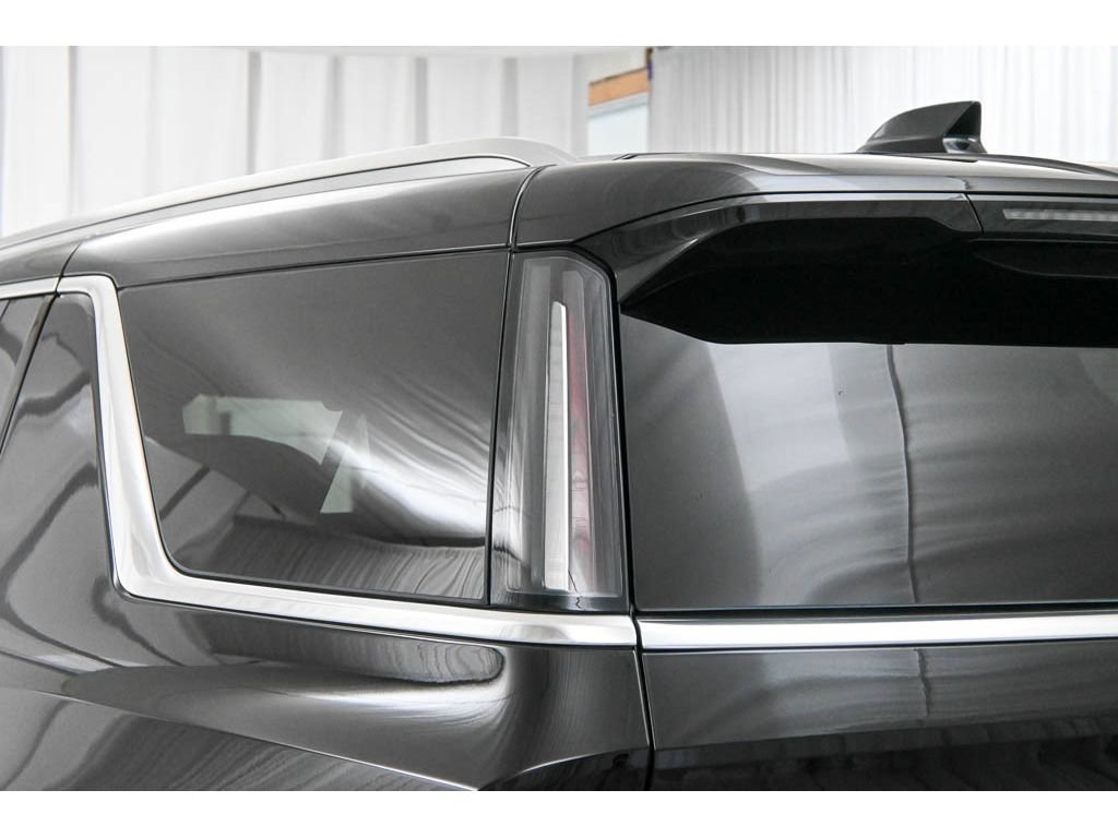 New 2026 Cadillac Escalade IQL Luxury AWD/4WD image 10