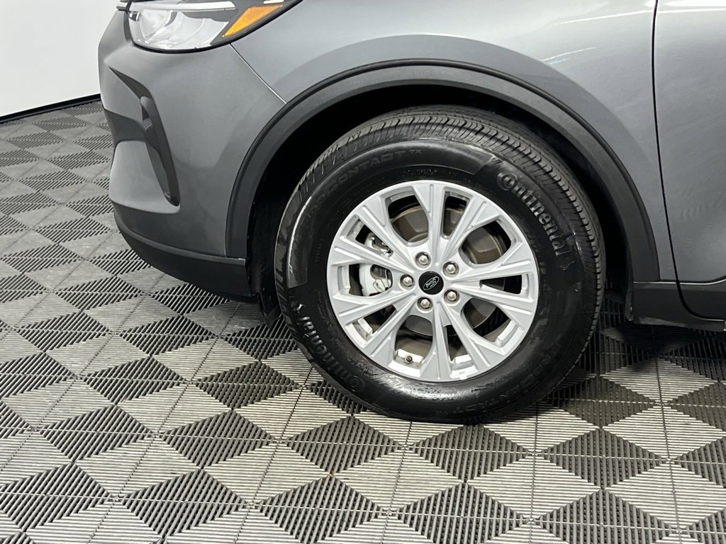 Used 2025 Ford Escape Active image 10