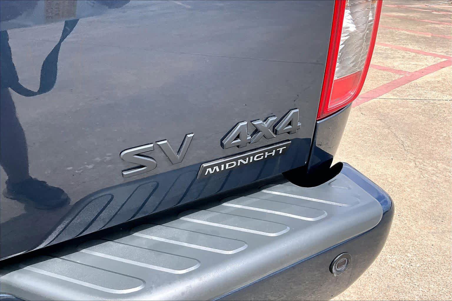 Used 2020 Nissan Frontier SV w/ Midnight Edition Floor Mats AWD/4WD image 10