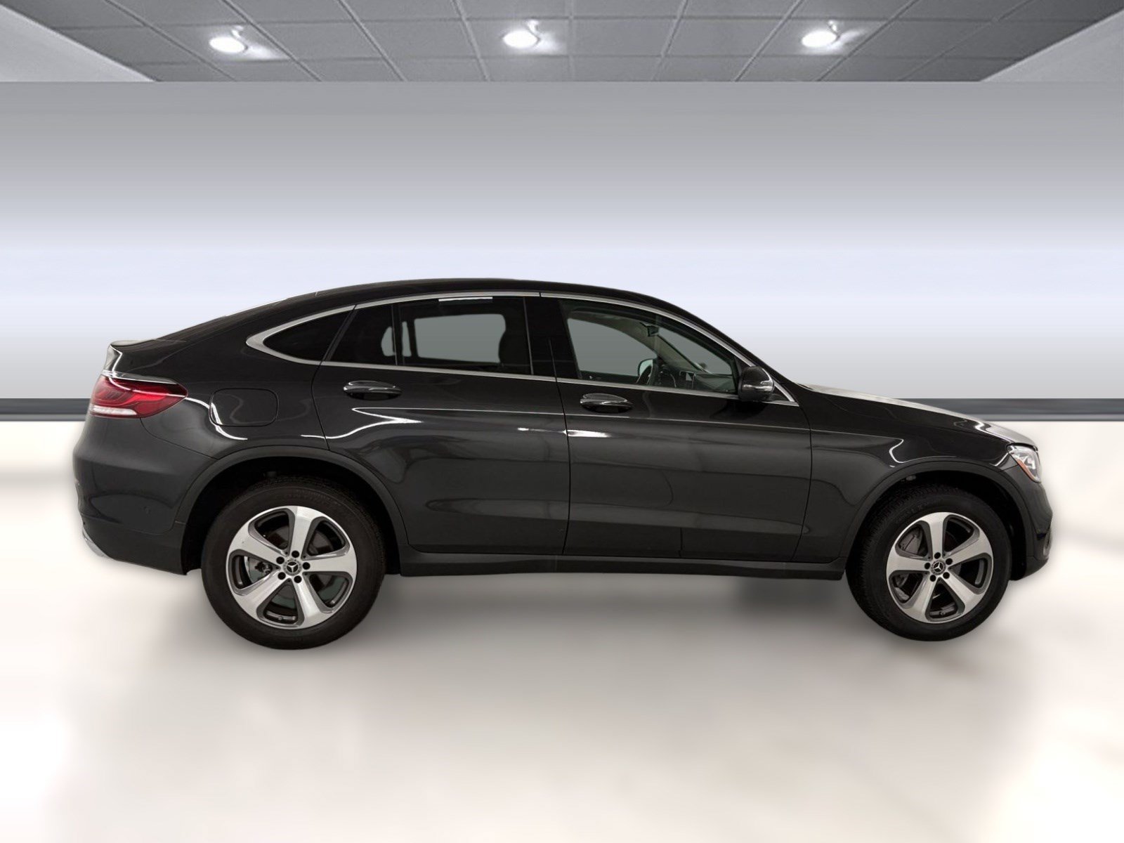 Used 2023 Mercedes-Benz GLC 300 4MATIC Coupe image 8