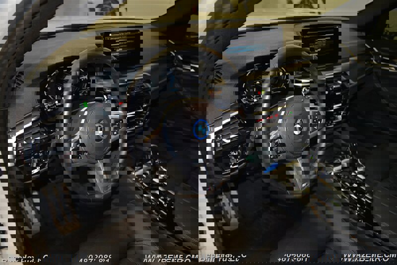 Used 2023 BMW 530e w/ M Sport Package image 13