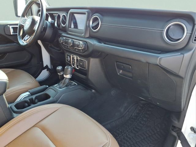 Used 2020 Jeep Gladiator Overland w/ Cold Weather Group image 24