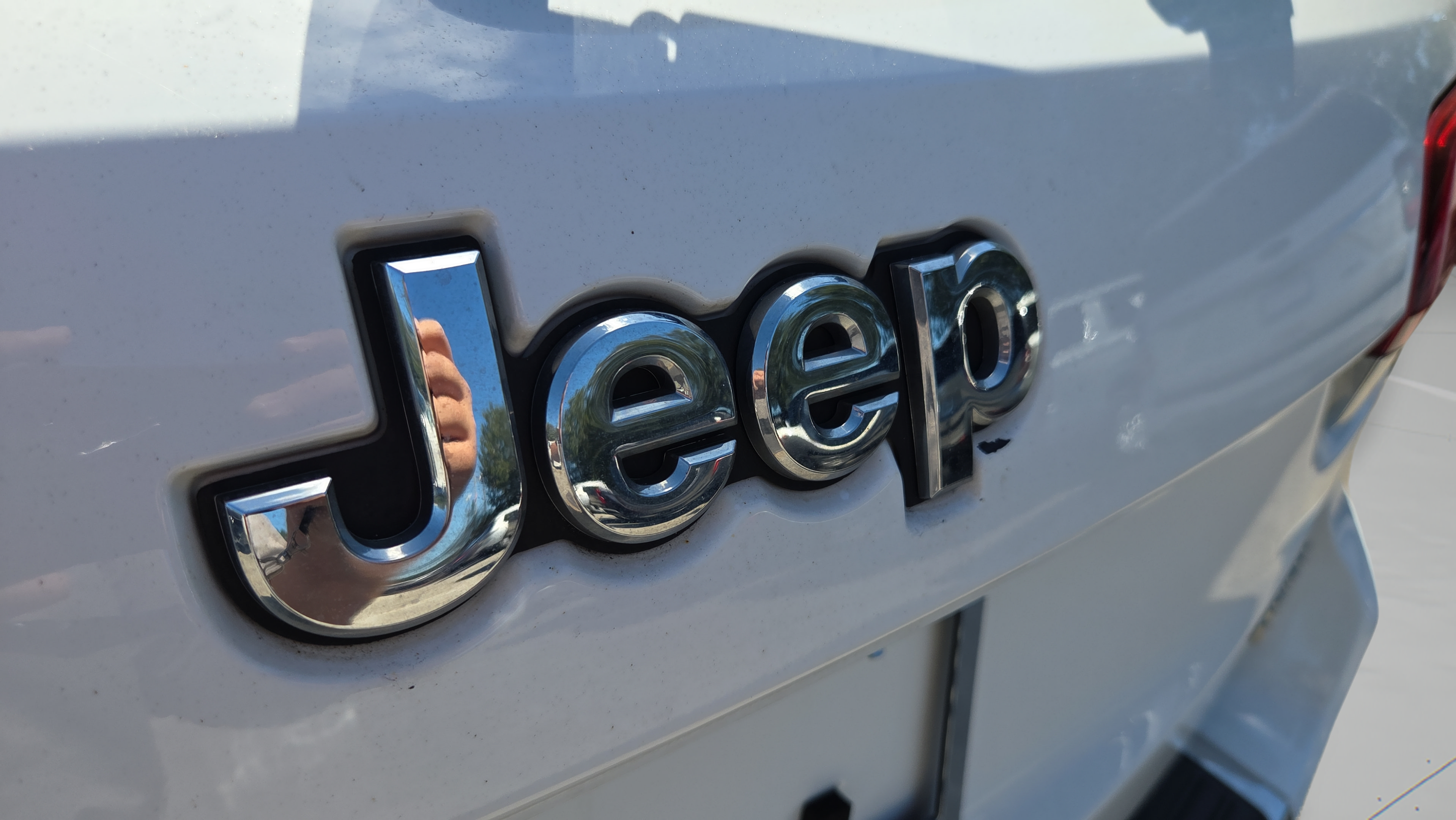 Used 2020 Jeep Grand Cherokee Limited AWD/4WD image 15