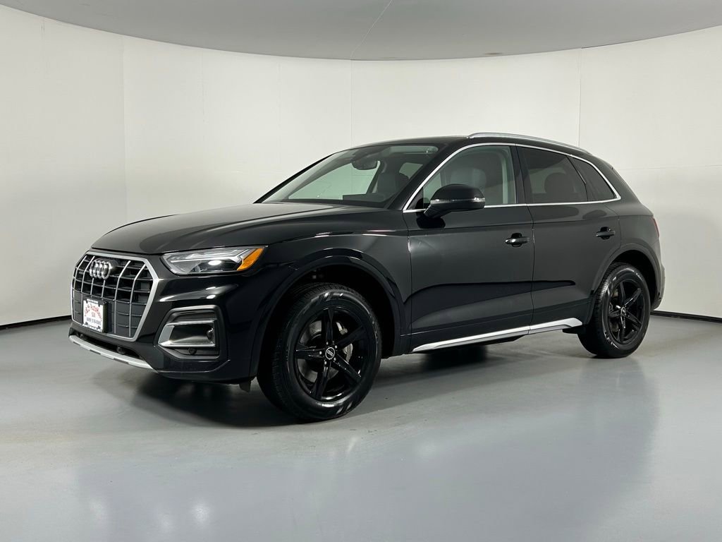Used 2021 Audi Q5 2.0T Premium w/ Convenience Package AWD/4WD image 3