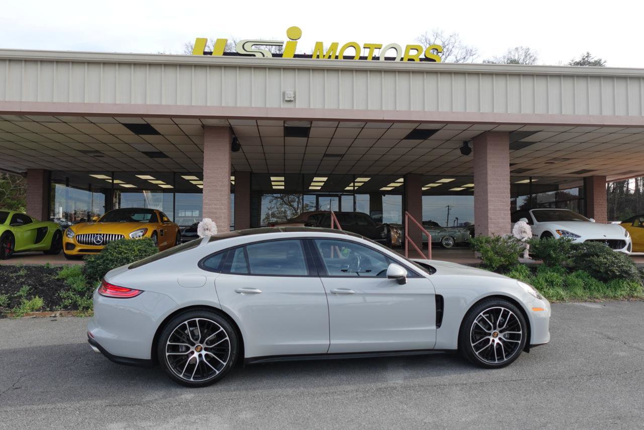 Used 2023 Porsche Panamera 4 w/ Premium Package AWD/4WD image 25