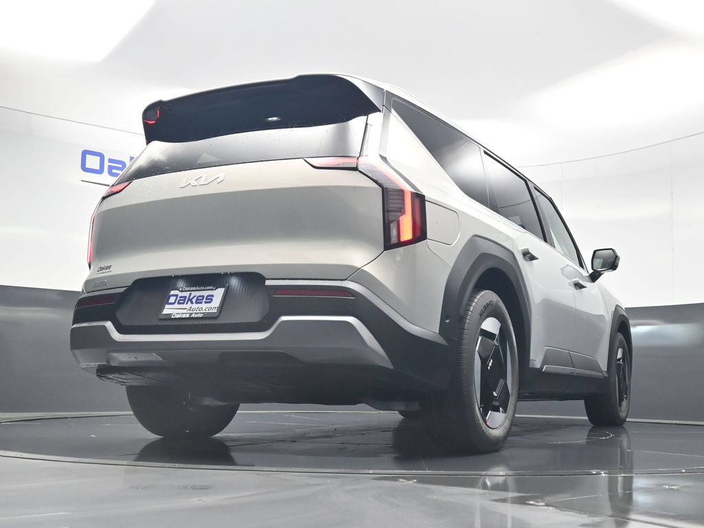 New 2026 Kia EV9 Wind AWD/4WD image 47