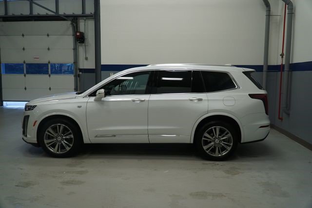 Certified 2023 Cadillac XT6 Premium Luxury w/ Technology Package AWD/4WD image 2
