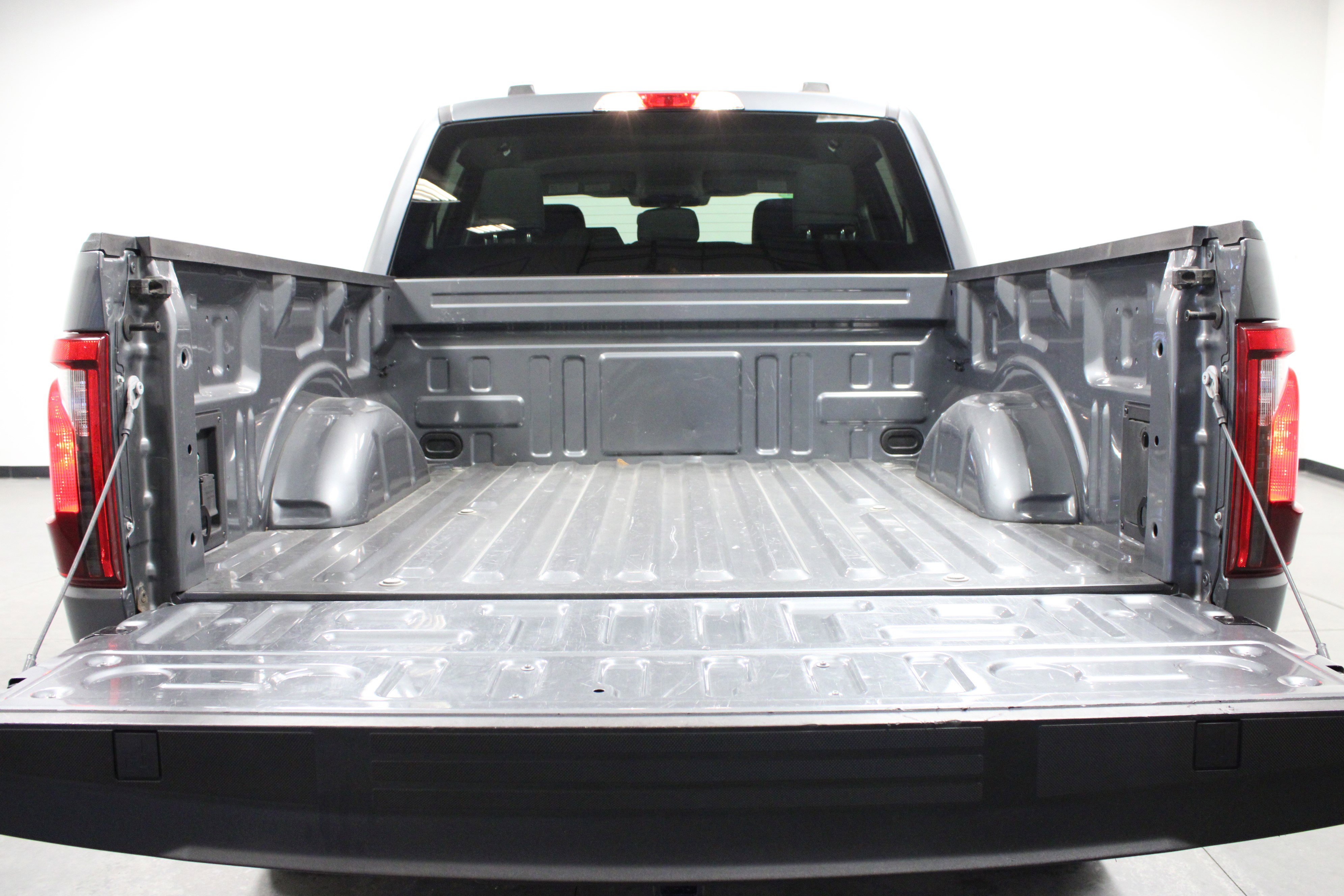 Used 2024 Ford F150 XLT w/ Mobile Office Package image 14