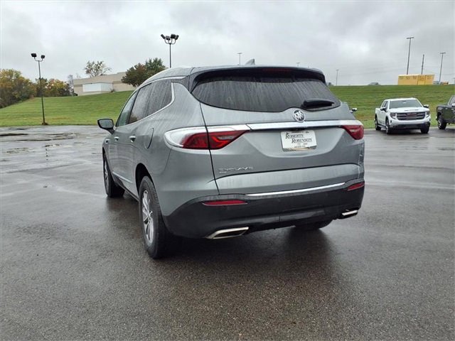 Used 2024 Buick Enclave Premium image 16
