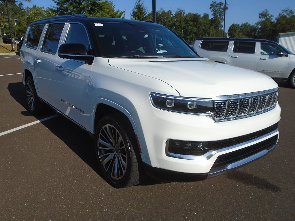 Used 2024 Jeep Grand Wagoneer L Series III image 2