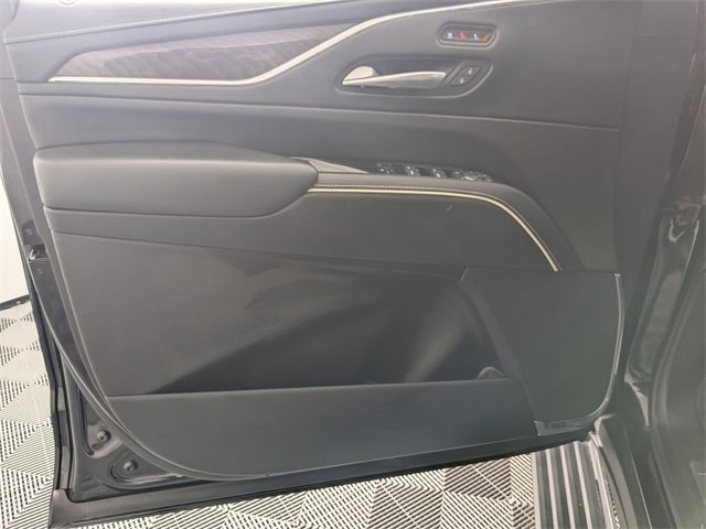 Used 2023 Cadillac Escalade ESV Sport Platinum w/ LPO, ONYX Package image 10