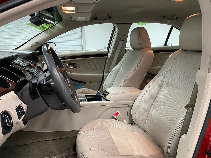 Used 2011 Ford Taurus Limited w/ 303A Rapid Spec Order Code image 10