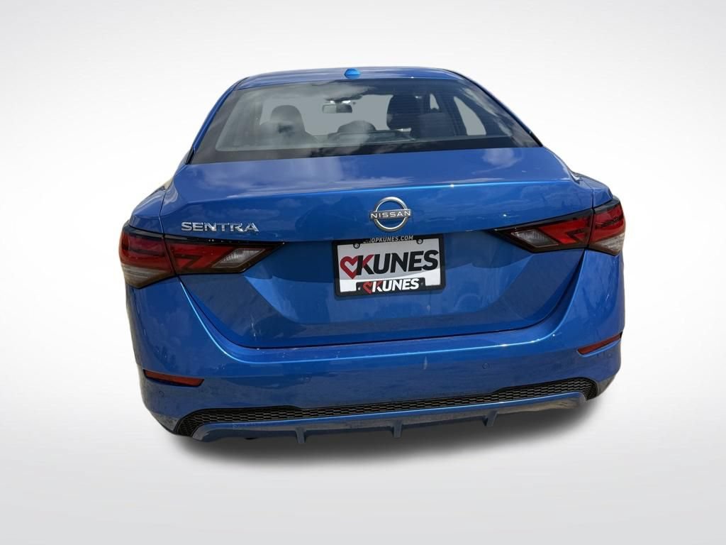 Used 2025 Nissan Sentra SV FWD image 10