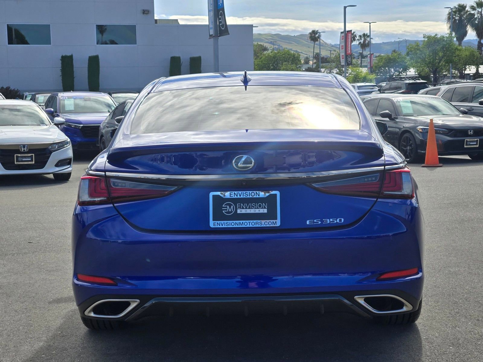 Used 2022 Lexus ES 350 F Sport w/ Accessory Package FWD image 6