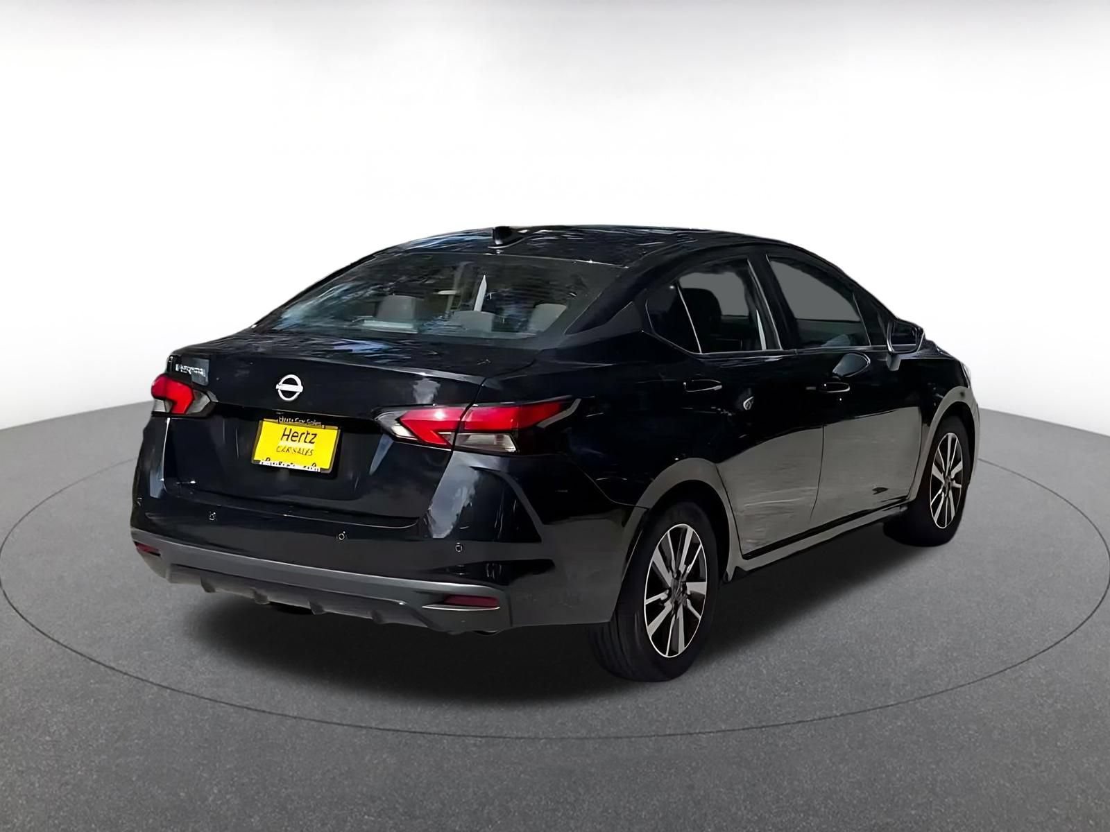 Used 2025 Nissan Versa SV FWD image 13