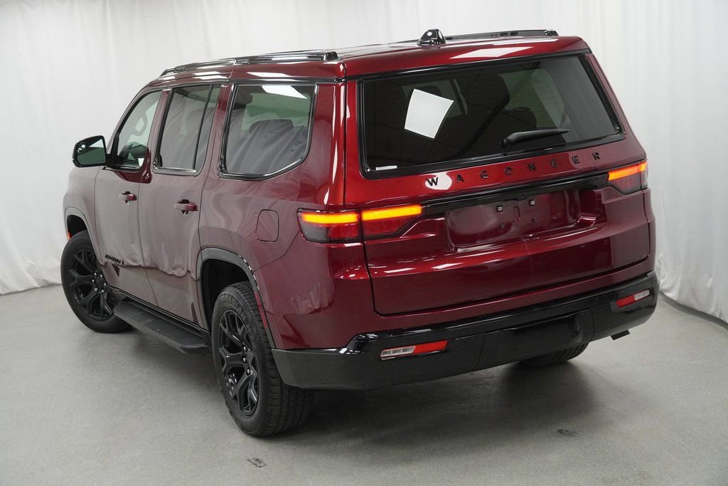Certified 2024 Jeep Wagoneer Series II AWD/4WD image 11