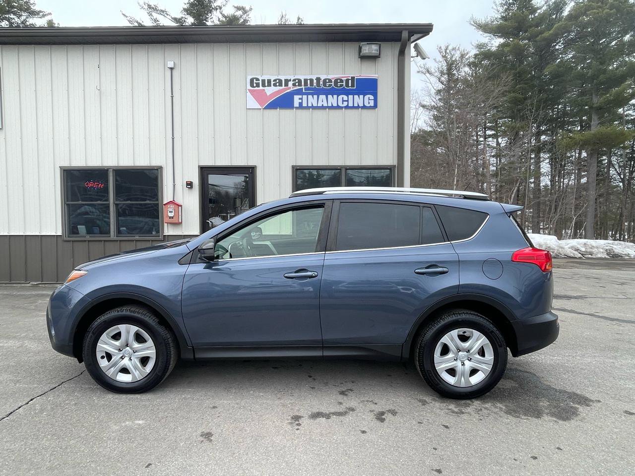 Used 2014 Toyota RAV4 LE image 7