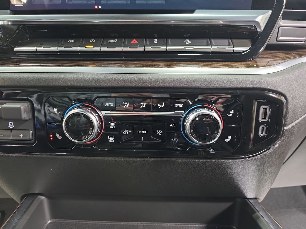 New 2026 GMC Sierra 1500 Elevation image 20