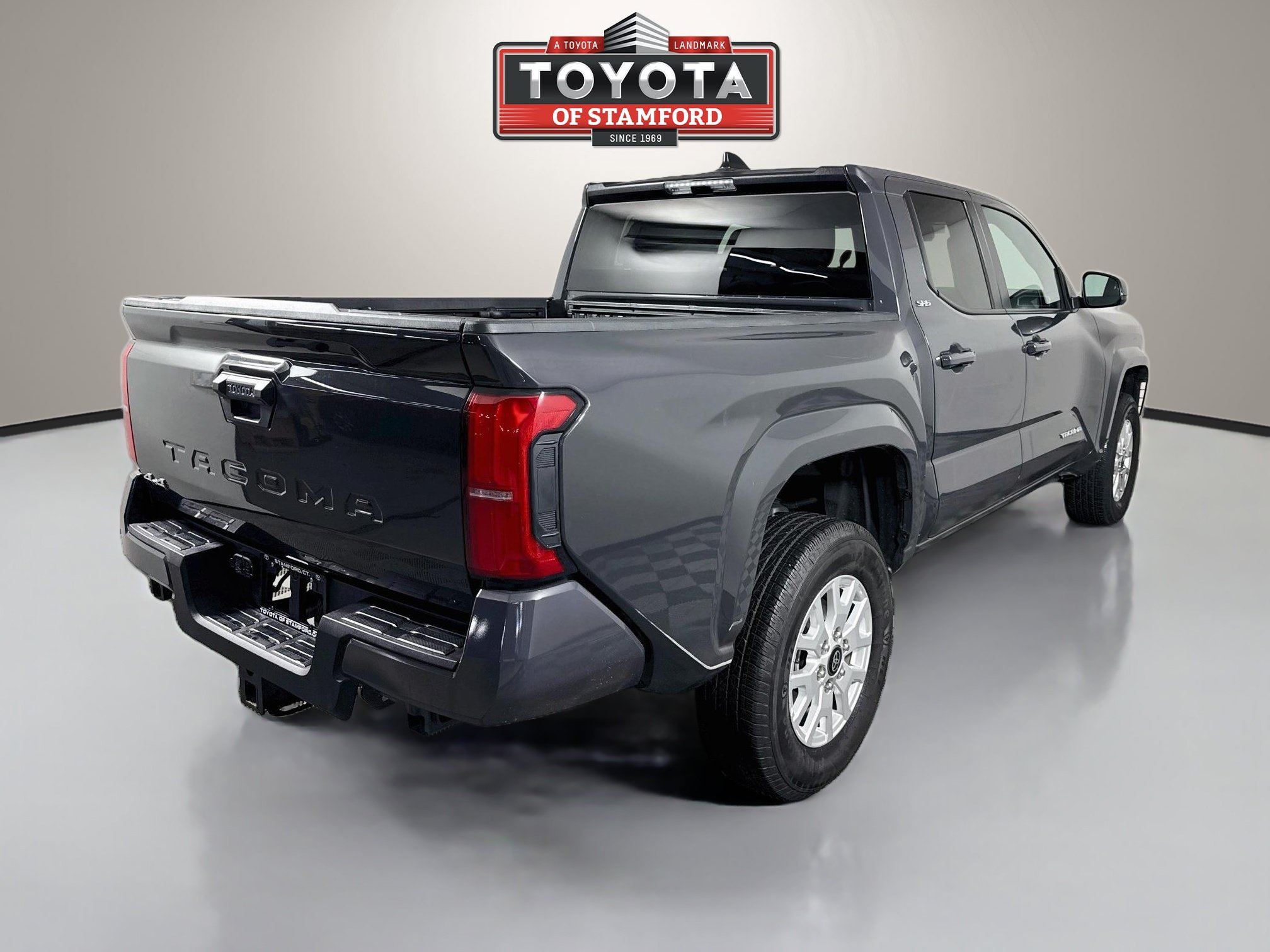 Certified 2026 Toyota Tacoma SR5 AWD/4WD image 7
