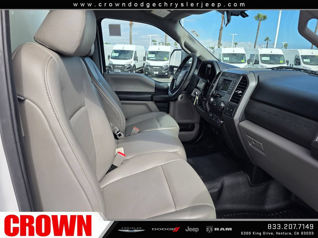 Used 2019 Ford F550 2WD Regular Cab Super Duty image 17