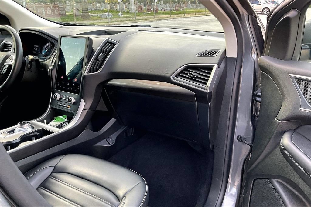 Certified 2024 Ford Edge SEL w/ Convenience Package AWD/4WD image 15