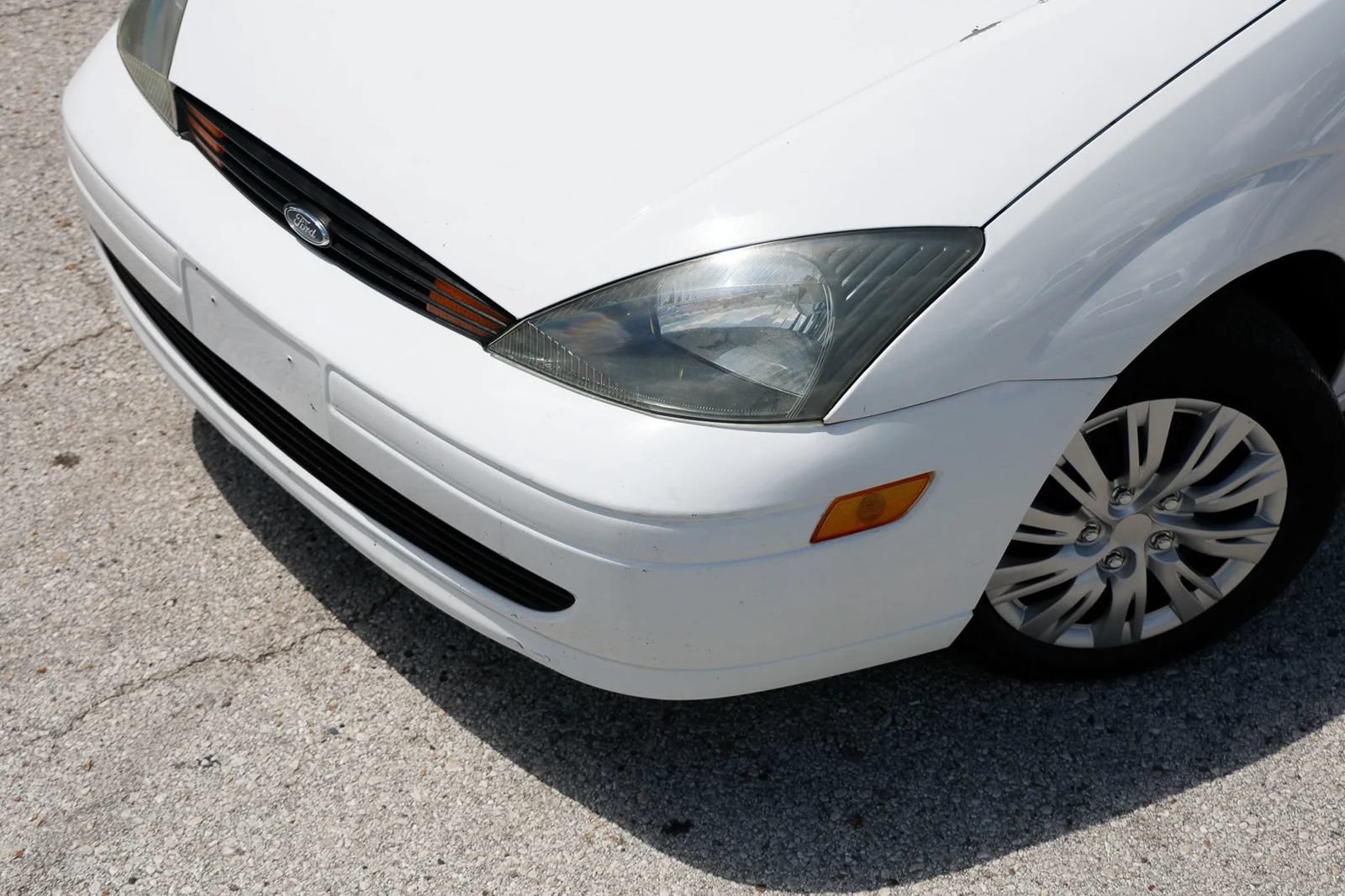 Used 2004 Ford Focus SE FWD image 16