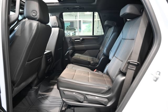 New 2026 Chevrolet Tahoe High Country AWD/4WD image 13
