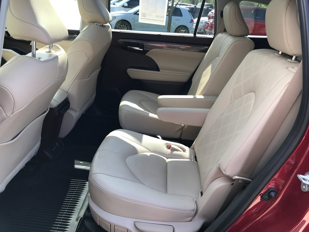 Certified 2021 Toyota Highlander Platinum image 29