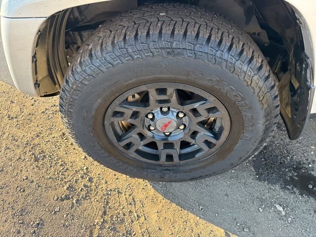 Used 2021 Toyota 4Runner Venture w/ Moonroof Package image 11