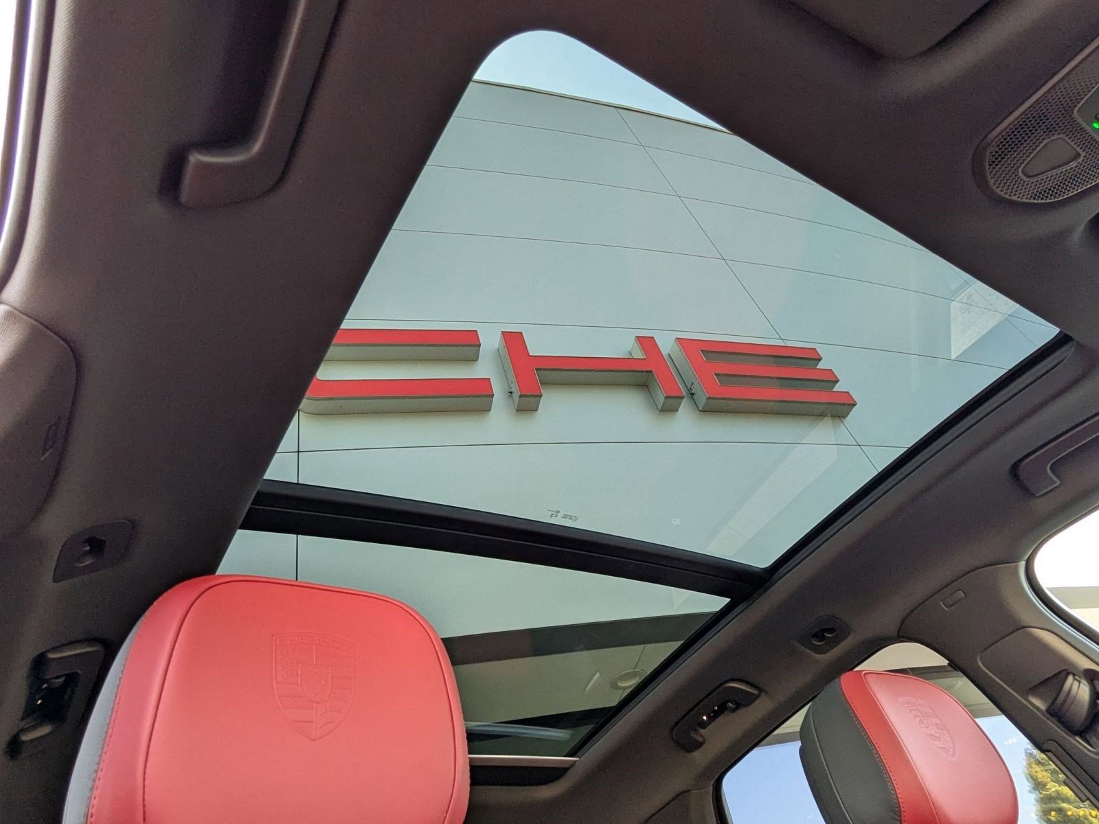 New 2026 Porsche Cayenne image 26