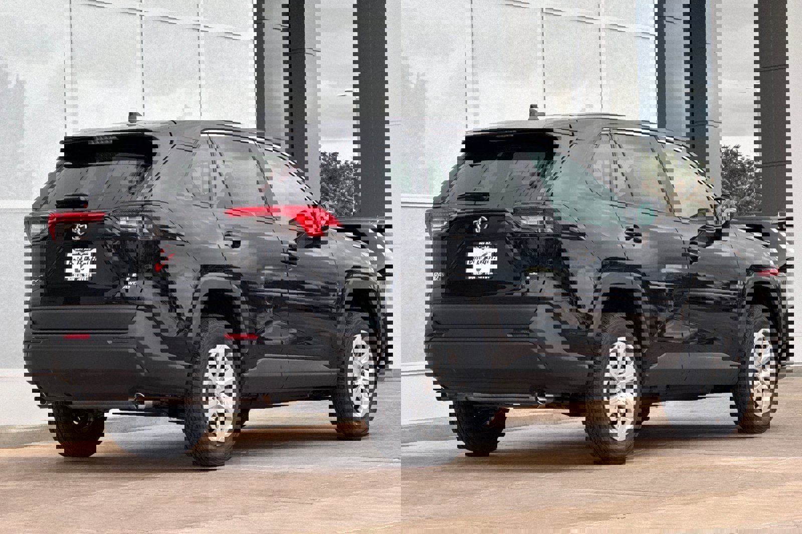 New 2025 Toyota RAV4 LE image 4