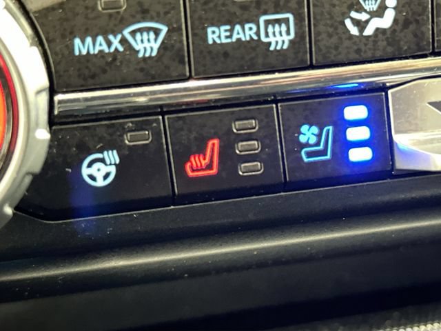 Used 2023 Ford F150 Lariat w/ Equipment Group 502A High AWD/4WD image 19